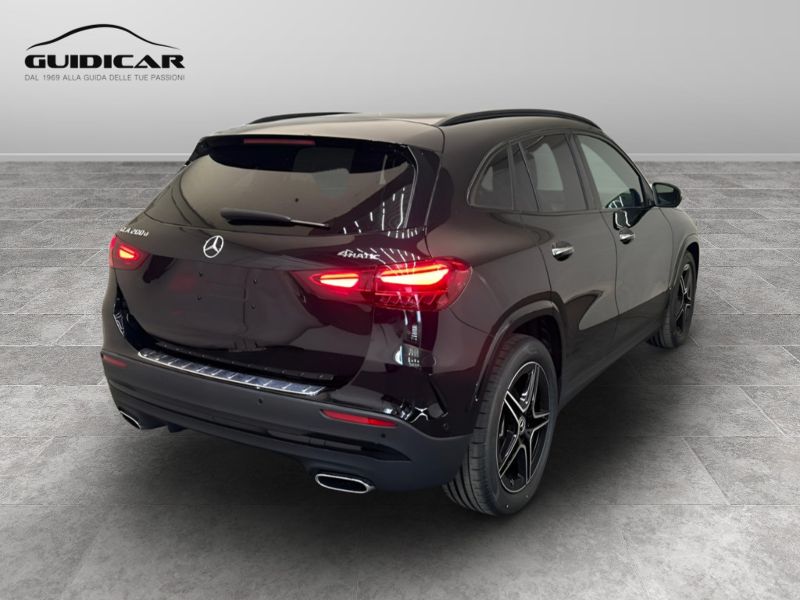 GuidiCar - MERCEDES BENZ NUOVA GLA 1 GLA 200 d Automatic 4MATIC AMG Line ADVANCED PLUS Nuovo