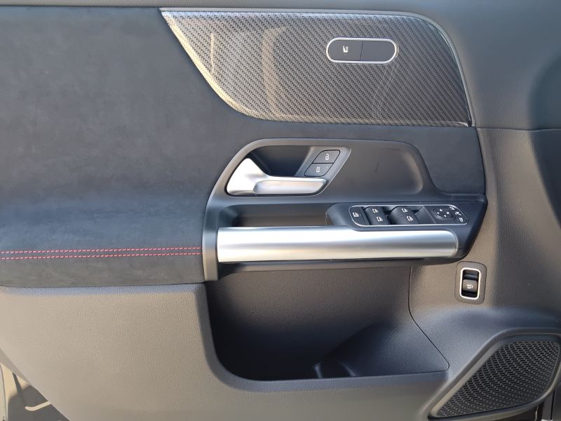 GuidiCar - MERCEDES BENZ NUOVA GLA 1 GLA 200 d Automatic 4MATIC AMG Line ADVANCED PLUS Nuovo