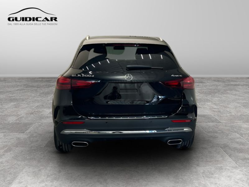 GuidiCar - MERCEDES BENZ NUOVA GLA 1 GLA 200 d Automatic 4MATIC AMG Line ADVANCED PLUS Nuovo