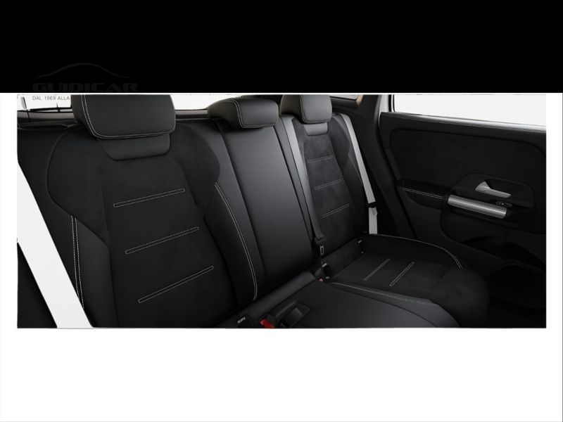 GuidiCar - MERCEDES BENZ NUOVA GLA 1 GLA 200 d Automatic 4MATIC AMG Line ADVANCED PLUS Nuovo