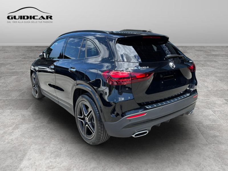 GuidiCar - MERCEDES BENZ NUOVA GLA 1 GLA 200 d Automatic 4MATIC AMG Line ADVANCED PLUS Nuovo