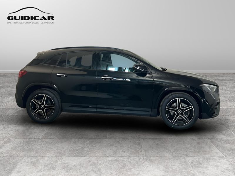 GuidiCar - MERCEDES BENZ NUOVA GLA 1 GLA 200 d Automatic 4MATIC AMG Line ADVANCED PLUS Nuovo