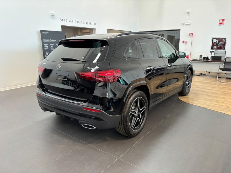 GuidiCar - MERCEDES BENZ NUOVA GLA 1 GLA 200 d Automatic 4MATIC AMG Line ADVANCED PLUS Nuovo