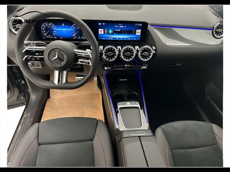GuidiCar - MERCEDES BENZ NUOVA GLA 1 GLA 200 d Automatic 4MATIC AMG Line ADVANCED PLUS Nuovo