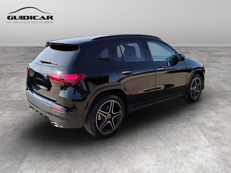 GuidiCar - MERCEDES BENZ NUOVA GLA 1 GLA 200 d Automatic 4MATIC AMG Line ADVANCED PLUS Nuovo