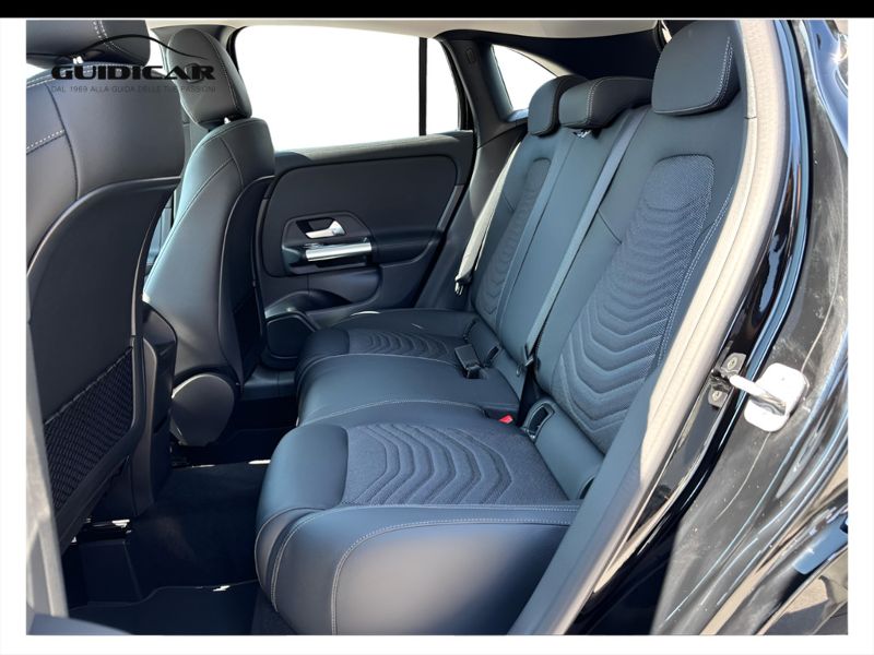 GuidiCar - MERCEDES BENZ NUOVA GLA 1 GLA 200 d Automatic 4MATIC PROGRESSIVE ADVANCED Nuovo
