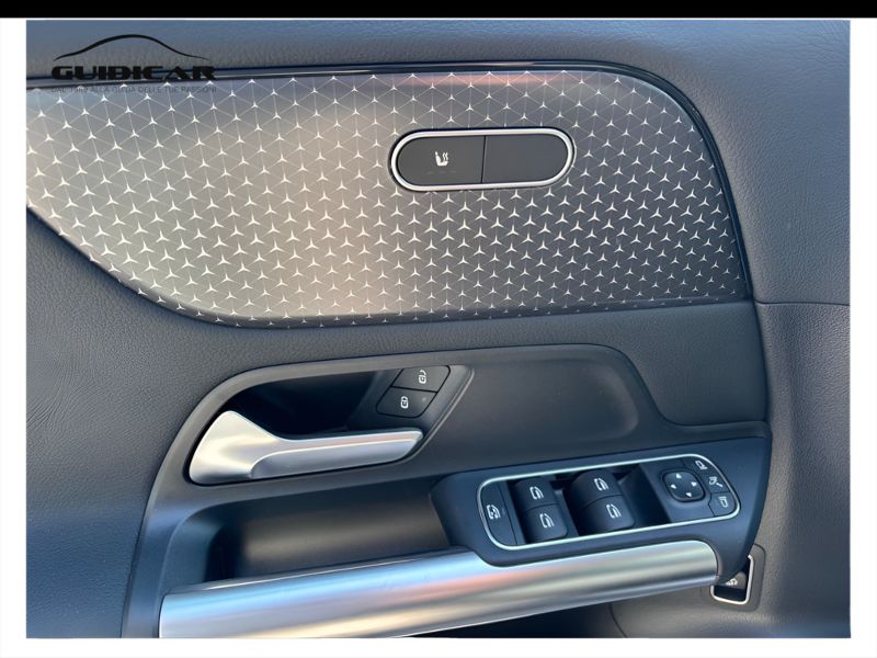 GuidiCar - MERCEDES BENZ NUOVA GLA 1 GLA 200 d Automatic 4MATIC PROGRESSIVE ADVANCED Nuovo