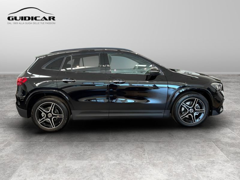 GuidiCar - MERCEDES BENZ NUOVA GLA 1 GLA 200 d Automatic 4MATIC AMG Line ADVANCED PLUS Nuovo