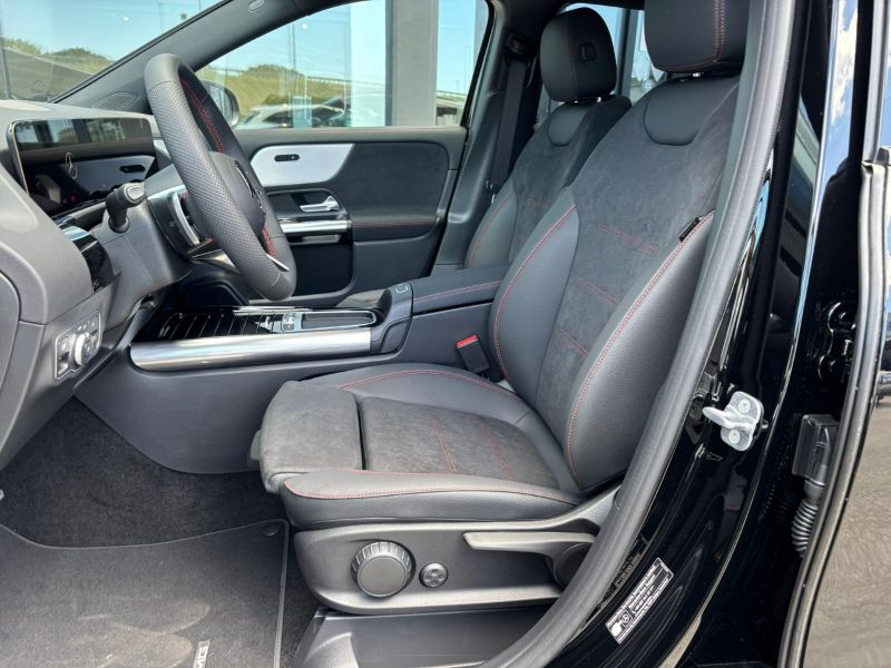 GuidiCar - MERCEDES BENZ NUOVA GLA 1 GLA 200 d Automatic 4MATIC AMG Line ADVANCED PLUS Nuovo