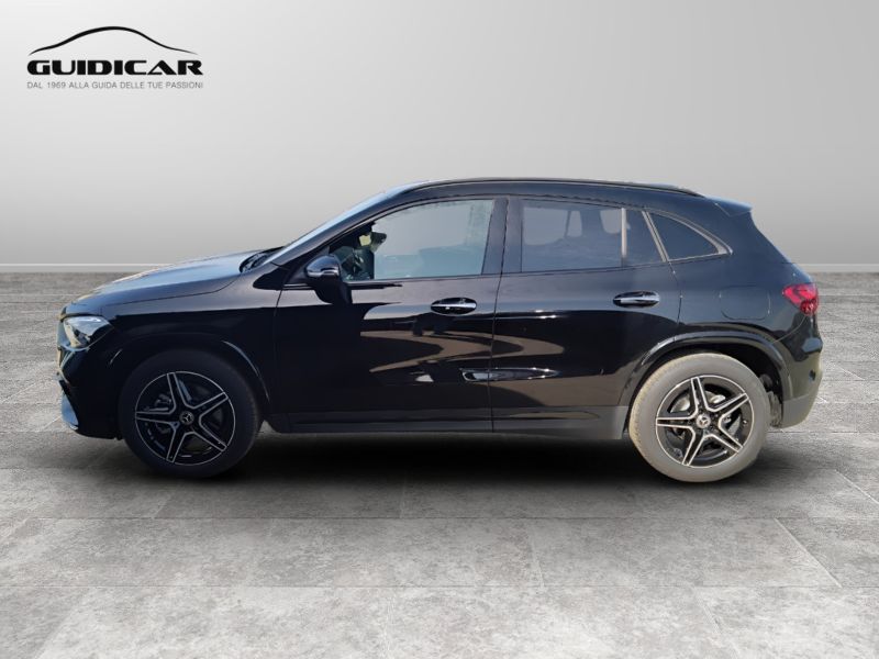 GuidiCar - MERCEDES BENZ NUOVA GLA 1 GLA 200 d Automatic 4MATIC AMG Line ADVANCED PLUS Nuovo
