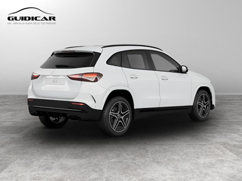 GuidiCar - MERCEDES BENZ NUOVA GLA 1 GLA 200 d Automatic 4MATIC AMG Line ADVANCED PLUS Nuovo
