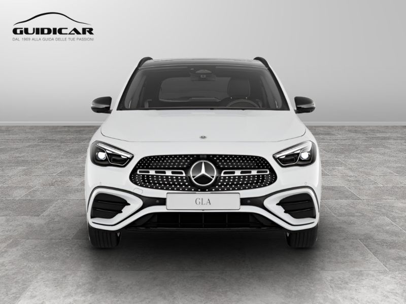 GuidiCar - MERCEDES BENZ NUOVA GLA 1 GLA 200 d Automatic 4MATIC AMG Line ADVANCED PLUS Nuovo