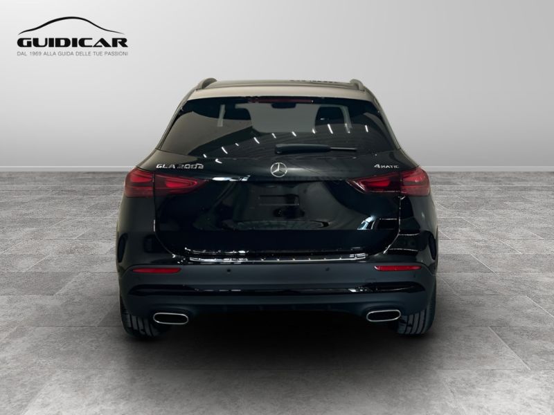 GuidiCar - MERCEDES BENZ NUOVA GLA 1 GLA 200 d Automatic 4MATIC AMG Line ADVANCED PLUS Nuovo
