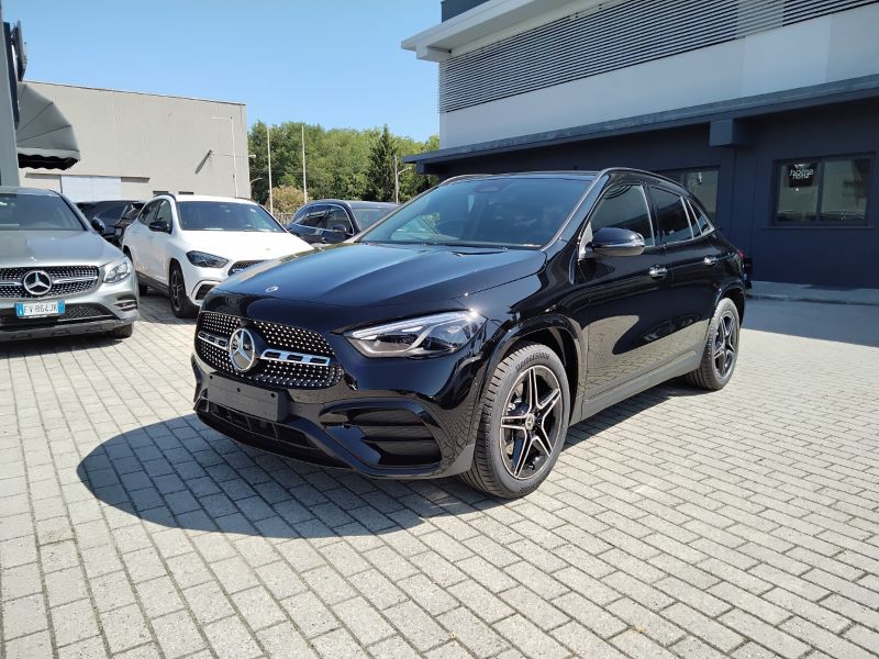 GuidiCar - MERCEDES BENZ NUOVA GLA 1 GLA 200 d Automatic 4MATIC AMG Line ADVANCED PLUS Nuovo