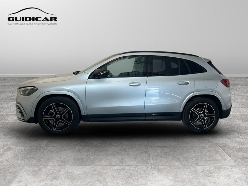 GuidiCar - MERCEDES BENZ NUOVA GLA 1 GLA 200 d Automatic 4MATIC AMG Line ADVANCED PLUS Nuovo