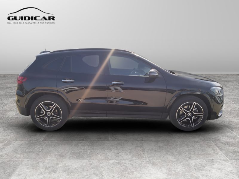 GuidiCar - MERCEDES BENZ NUOVA GLA 1 GLA 200 d Automatic 4MATIC AMG Line ADVANCED PLUS Nuovo