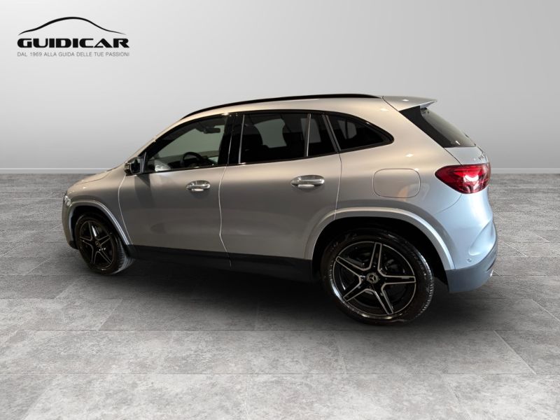 GuidiCar - MERCEDES BENZ NUOVA GLA 1 GLA 200 d Automatic 4MATIC AMG Line ADVANCED PLUS Nuovo