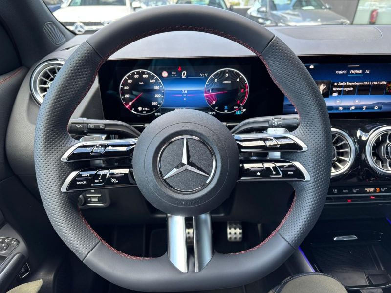GuidiCar - MERCEDES BENZ NUOVA GLA 1 GLA 200 d Automatic 4MATIC AMG Line ADVANCED PLUS Nuovo