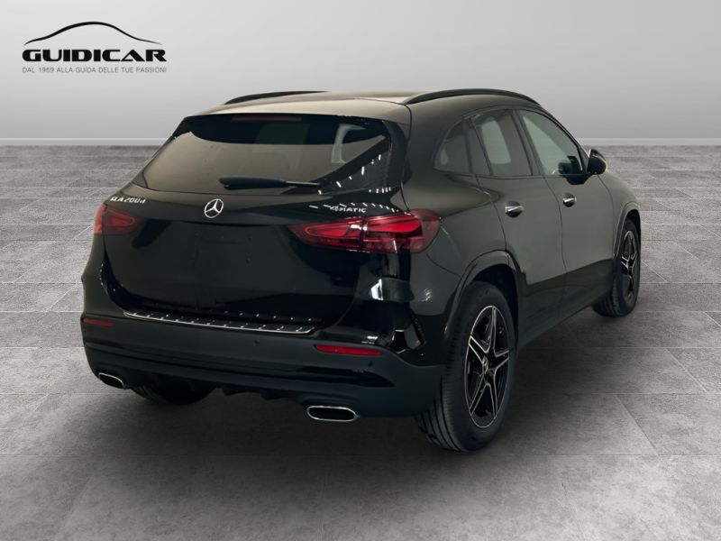 GuidiCar - MERCEDES BENZ NUOVA GLA 1 GLA 200 d Automatic 4MATIC AMG Line ADVANCED PLUS Nuovo