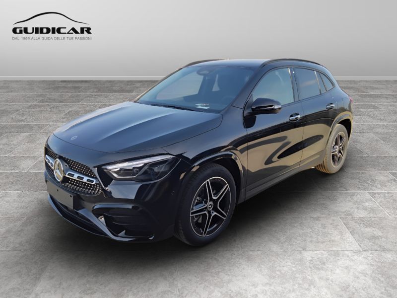 GuidiCar - MERCEDES BENZ NUOVA GLA 1 GLA 200 d Automatic 4MATIC AMG Line ADVANCED PLUS Nuovo