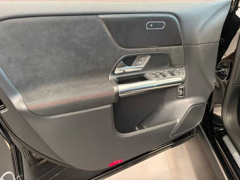 GuidiCar - MERCEDES BENZ NUOVA GLA 1 GLA 200 d Automatic 4MATIC AMG Line ADVANCED PLUS Nuovo