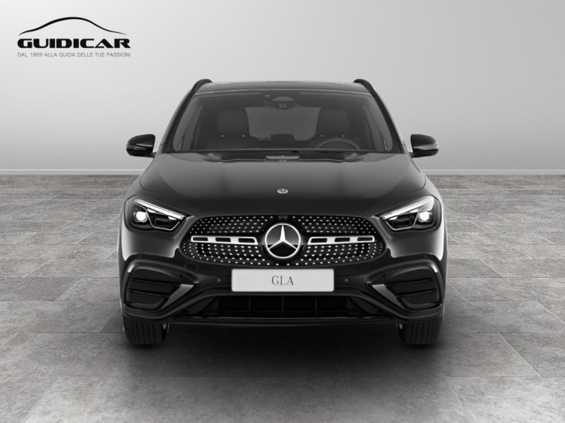 GuidiCar - MERCEDES BENZ NUOVA GLA 1 GLA 200 d Automatic 4MATIC AMG Line ADVANCED PLUS Nuovo