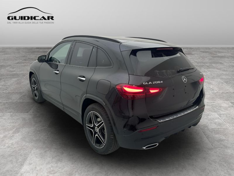 GuidiCar - MERCEDES BENZ NUOVA GLA 1 GLA 200 d Automatic 4MATIC AMG Line ADVANCED PLUS Nuovo