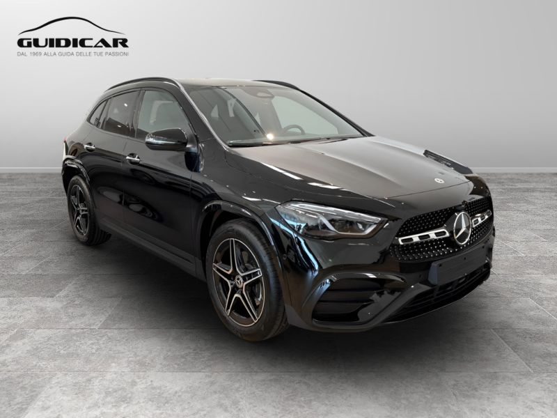 GuidiCar - MERCEDES BENZ NUOVA GLA 1 GLA 200 d Automatic 4MATIC AMG Line ADVANCED PLUS Nuovo