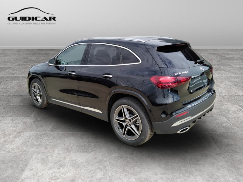 GuidiCar - MERCEDES BENZ NUOVA GLA 1 GLA 200 d automatic AMG Line ADVANCED PLUS Nuovo