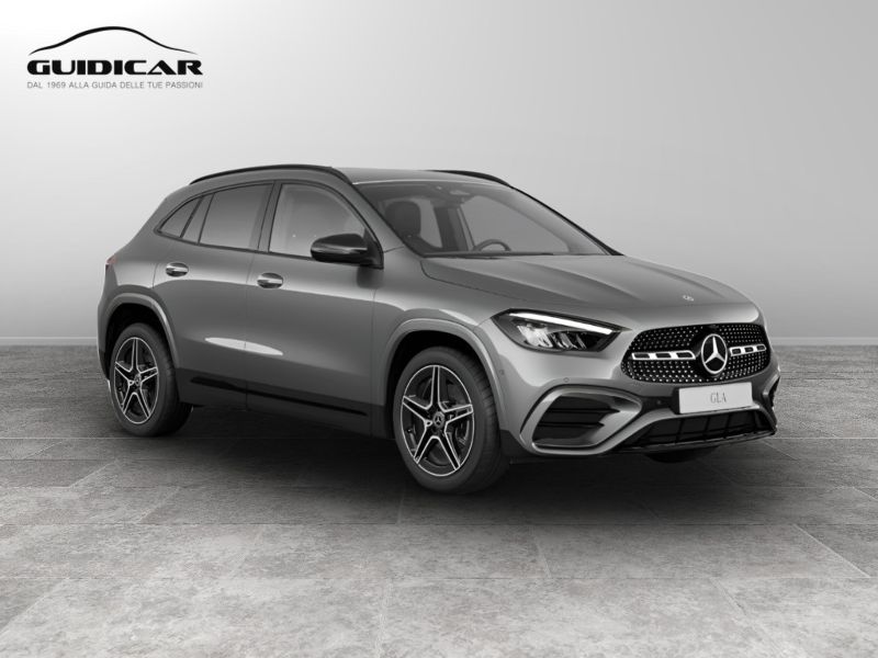 GuidiCar - MERCEDES BENZ NUOVA GLA 1 GLA 200 d automatic AMG Line ADVANCED PLUS Nuovo