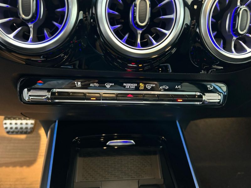 GuidiCar - MERCEDES BENZ NUOVA GLA 1 GLA 200 d automatic AMG Line ADVANCED PLUS Nuovo