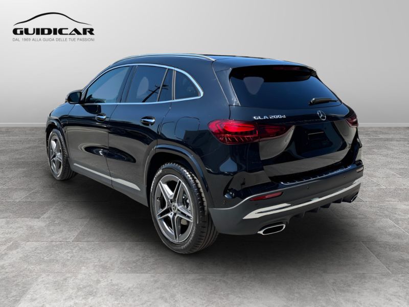 GuidiCar - MERCEDES BENZ NUOVA GLA 1 GLA 200 d automatic AMG Line ADVANCED PLUS Nuovo