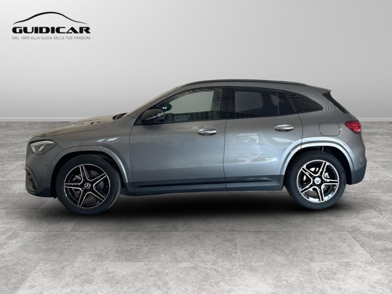 GuidiCar - MERCEDES BENZ NUOVA GLA 1 GLA 200 d automatic AMG Line ADVANCED PLUS Nuovo
