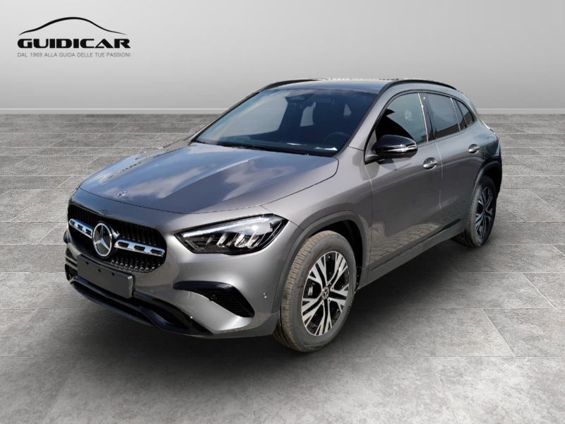 GuidiCar - MERCEDES BENZ NUOVA GLA 1 GLA 200 d automatic PROGRESSIVE ADVANCED Nuovo