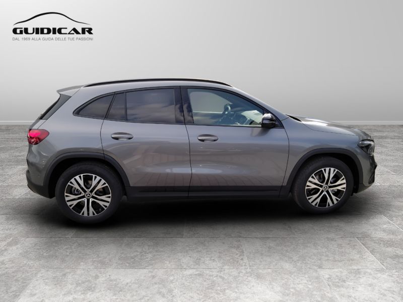 GuidiCar - MERCEDES BENZ NUOVA GLA 1 GLA 200 d automatic PROGRESSIVE ADVANCED Nuovo
