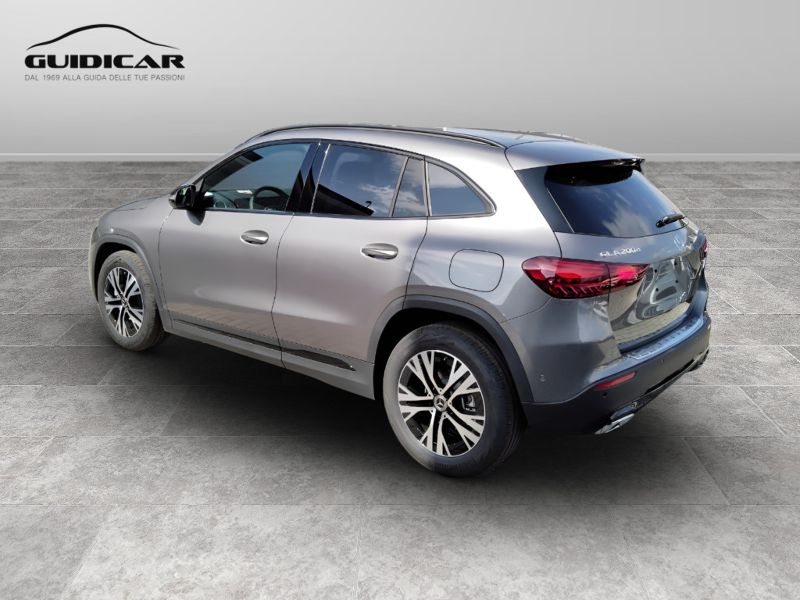 GuidiCar - MERCEDES BENZ NUOVA GLA 1 GLA 200 d automatic PROGRESSIVE ADVANCED Nuovo