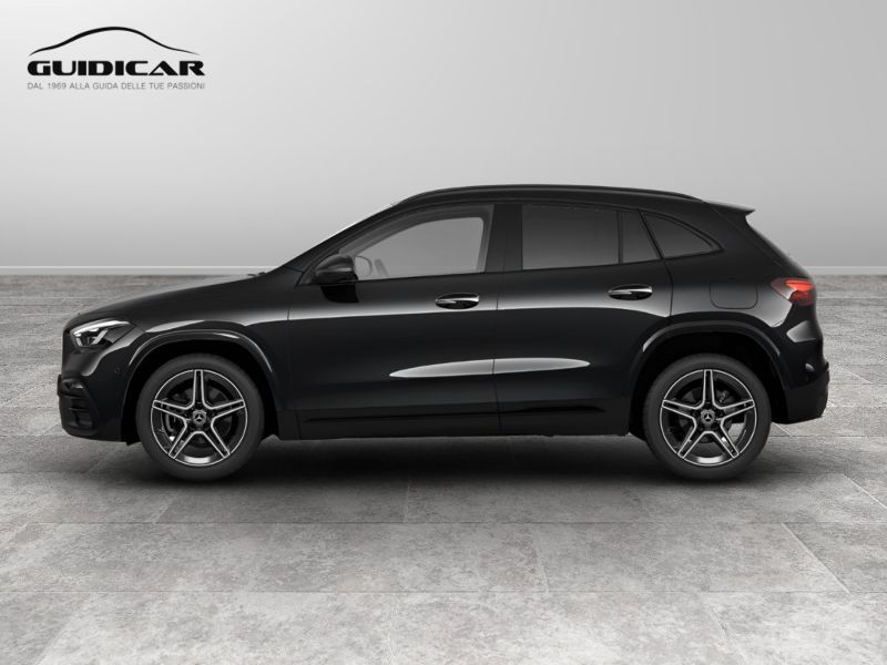 GuidiCar - MERCEDES BENZ NUOVA GLA 1 GLA 200 d automatic AMG Line ADVANCED PLUS Nuovo