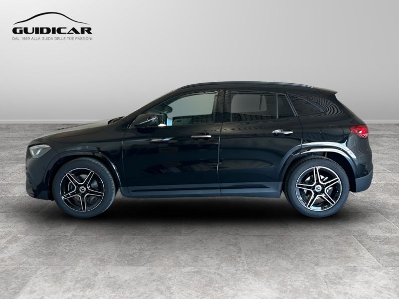 GuidiCar - MERCEDES BENZ NUOVA GLA 1 GLA 200 d automatic AMG Line ADVANCED PLUS Nuovo