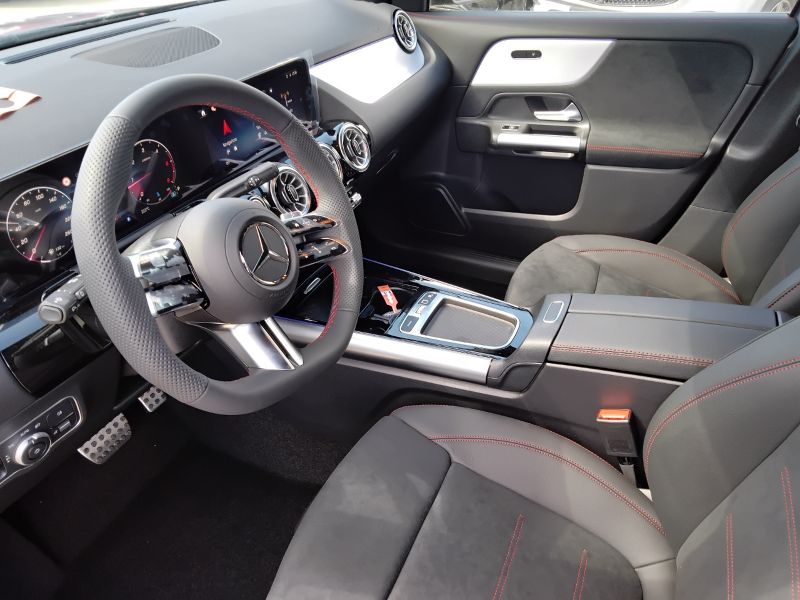 GuidiCar - MERCEDES BENZ NUOVA GLA 1 GLA 200 d automatic AMG Line ADVANCED PLUS Nuovo