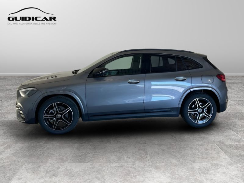 GuidiCar - MERCEDES BENZ NUOVA GLA 1 GLA 200 d automatic AMG Line ADVANCED PLUS Nuovo