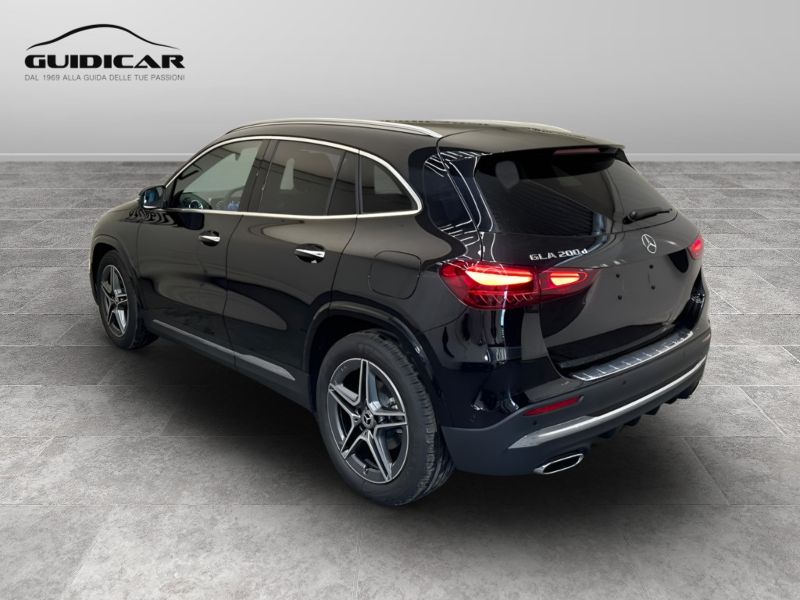 GuidiCar - MERCEDES BENZ NUOVA GLA 1 GLA 200 d automatic AMG Line ADVANCED PLUS Nuovo