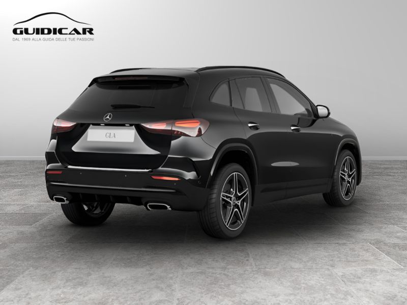 GuidiCar - MERCEDES BENZ NUOVA GLA 1 GLA 200 d automatic AMG Line ADVANCED PLUS Nuovo