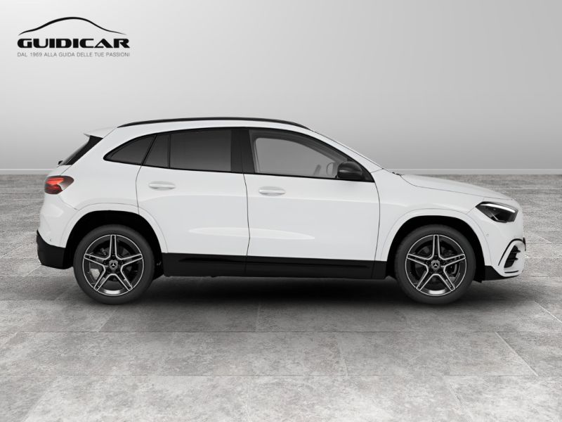 GuidiCar - MERCEDES BENZ NUOVA GLA 1 GLA 200 d automatic AMG Line ADVANCED PLUS Nuovo