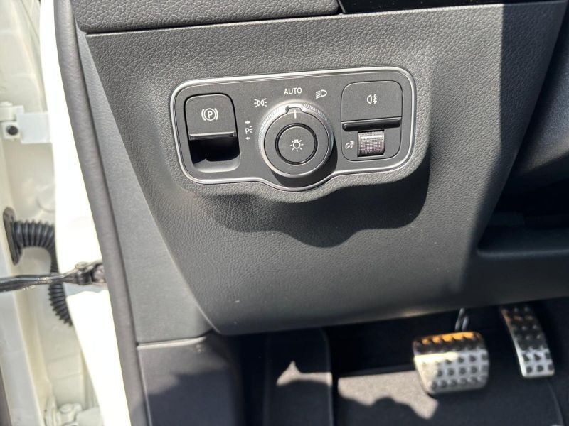 GuidiCar - MERCEDES BENZ NUOVA GLA 1 GLA 200 d automatic AMG Line ADVANCED PLUS Nuovo