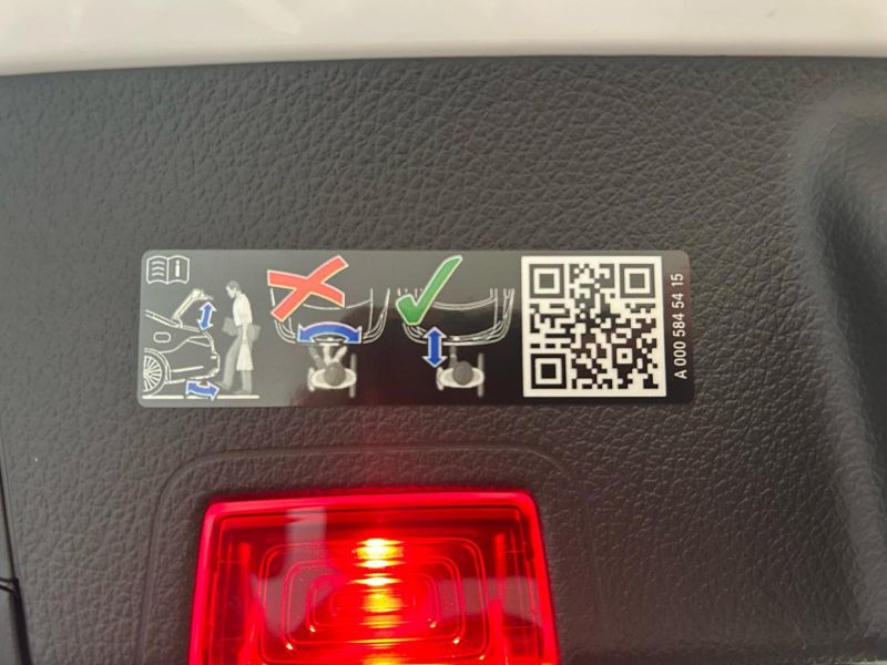 GuidiCar - MERCEDES BENZ NUOVA GLA 1 GLA 200 d automatic AMG Line ADVANCED PLUS Nuovo