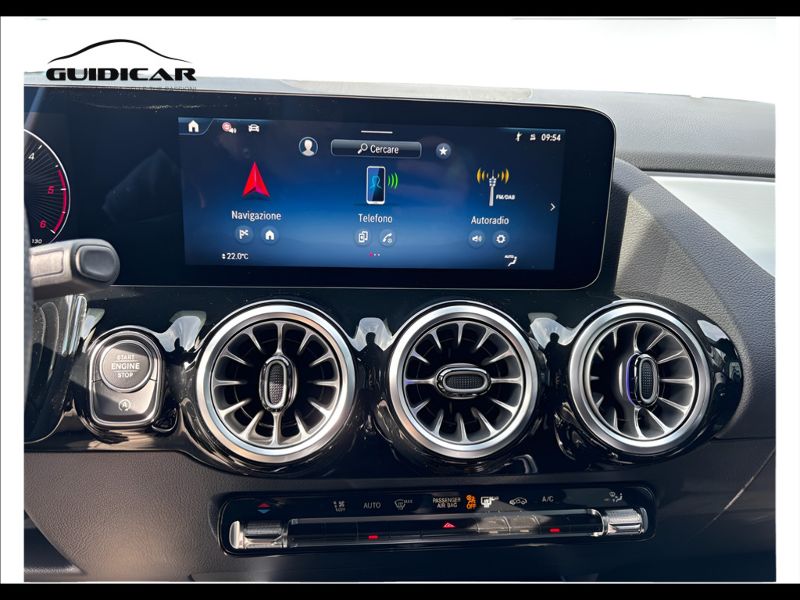 GuidiCar - MERCEDES BENZ NUOVA GLA 1 GLA 200 d automatic AMG Line ADVANCED PLUS Nuovo