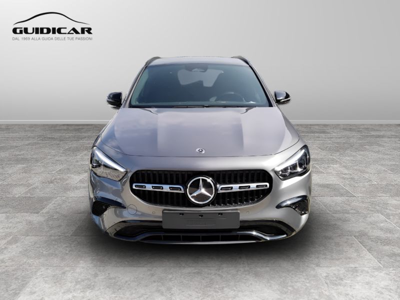 GuidiCar - MERCEDES BENZ NUOVA GLA 1 GLA 200 d automatic PROGRESSIVE ADVANCED Nuovo