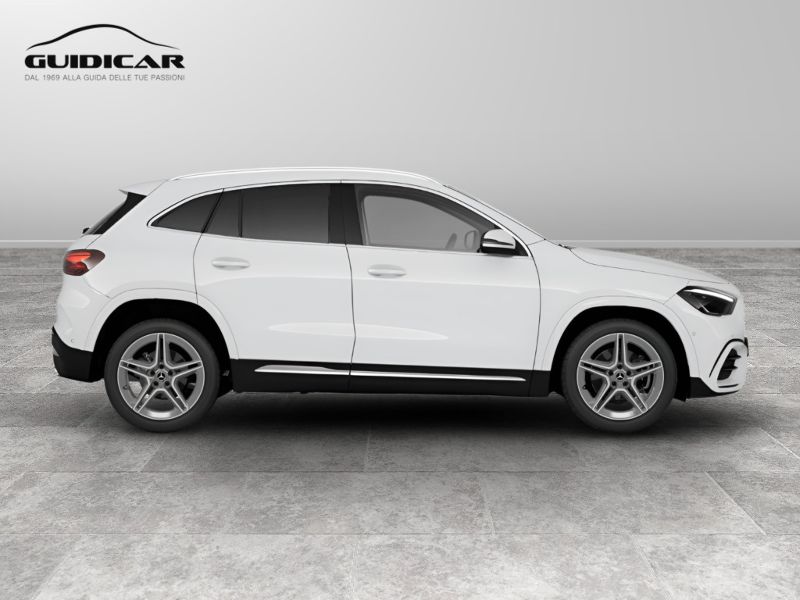 GuidiCar - MERCEDES BENZ NUOVA GLA 1 GLA 200 d automatic AMG Line ADVANCED PLUS Nuovo