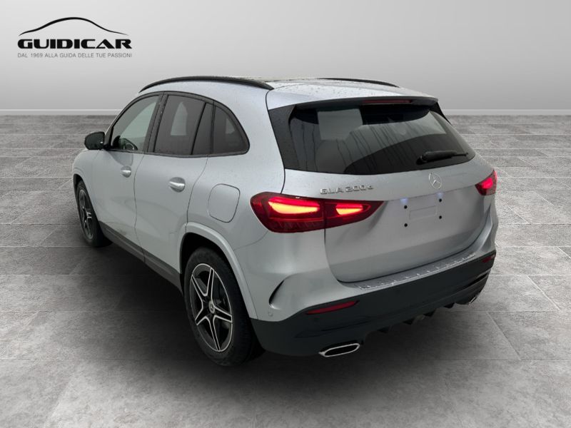 GuidiCar - MERCEDES BENZ NUOVA GLA 1 GLA 200 d automatic AMG Line ADVANCED PLUS Nuovo