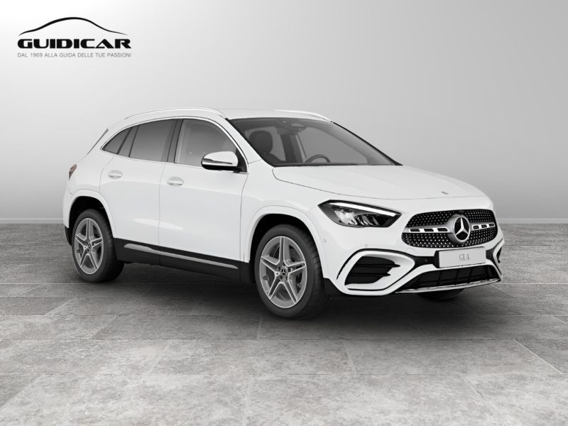 GuidiCar - MERCEDES BENZ NUOVA GLA 1 GLA 200 d automatic AMG Line ADVANCED PLUS Nuovo